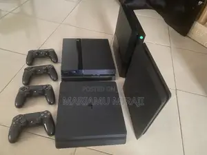 Playstation4 Slim