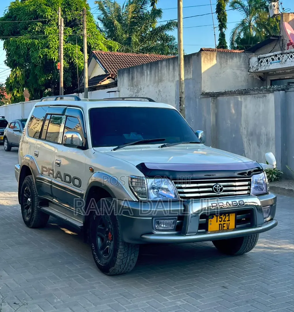 Toyota Land Cruiser Prado 2003 White
