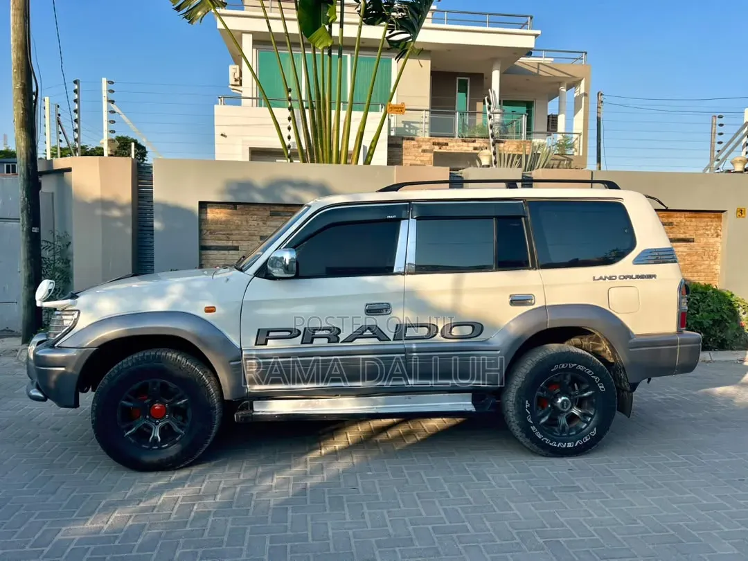 Toyota Land Cruiser Prado 2003 White