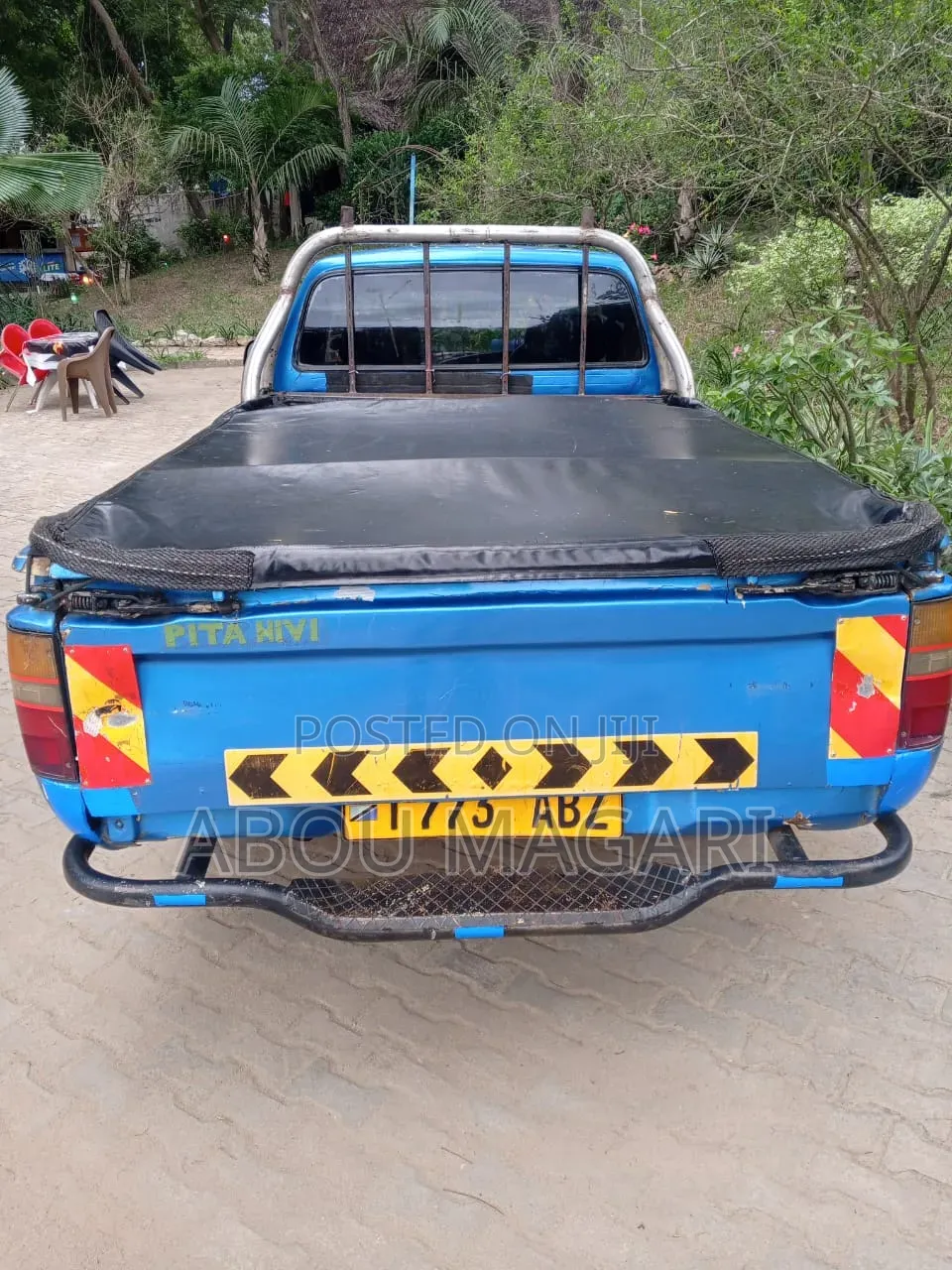 Toyota Hilux 2002 Blue