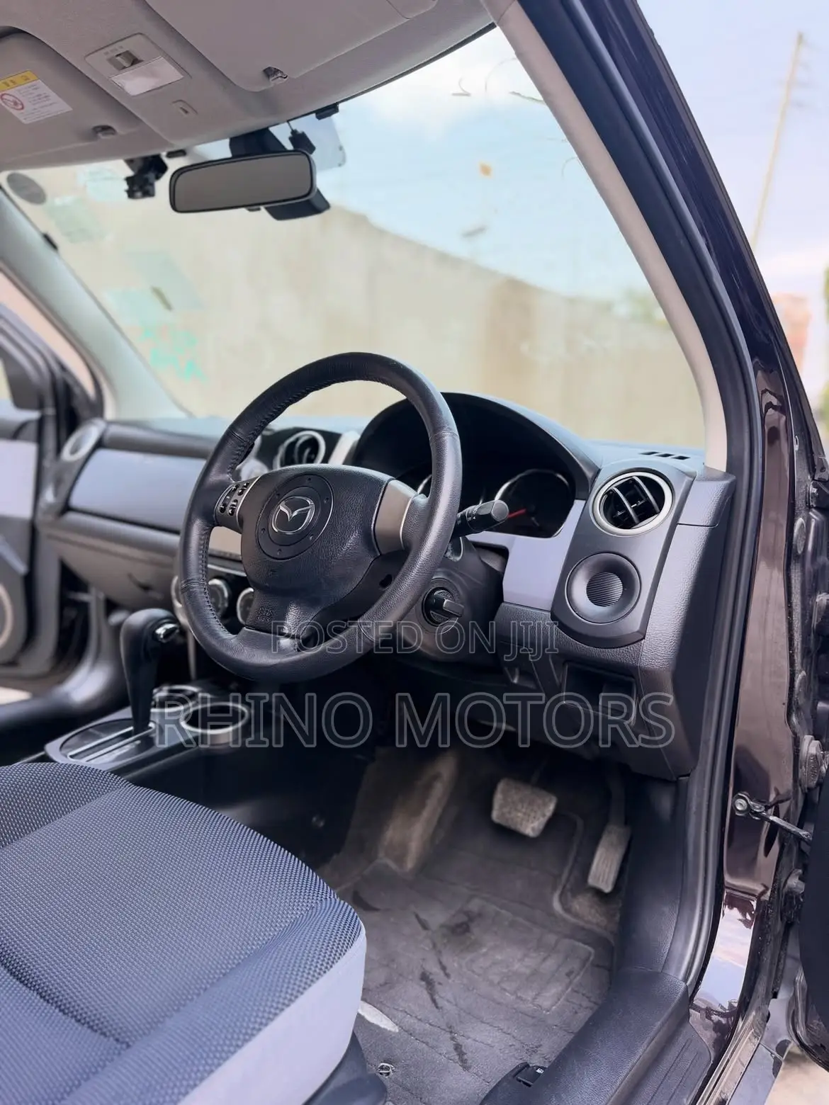 Mazda Verisa 2011 Burgundy