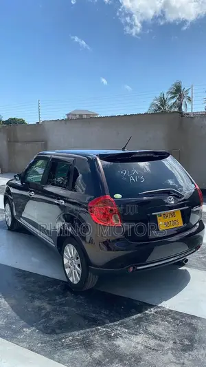 Mazda Verisa 2011 Burgundy