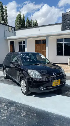 Mazda Verisa 2011 Burgundy
