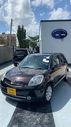 Mazda Verisa 2011 Burgundy