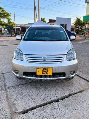 Toyota Raum 2004 Beige
