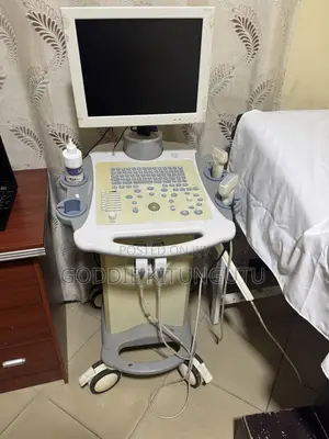 Mashine Ya Ultrasound (Used)