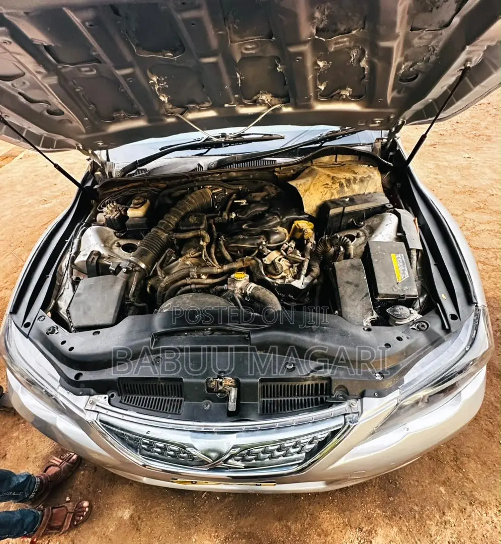 Toyota Mark X 2.5 AWD 2012 Silver