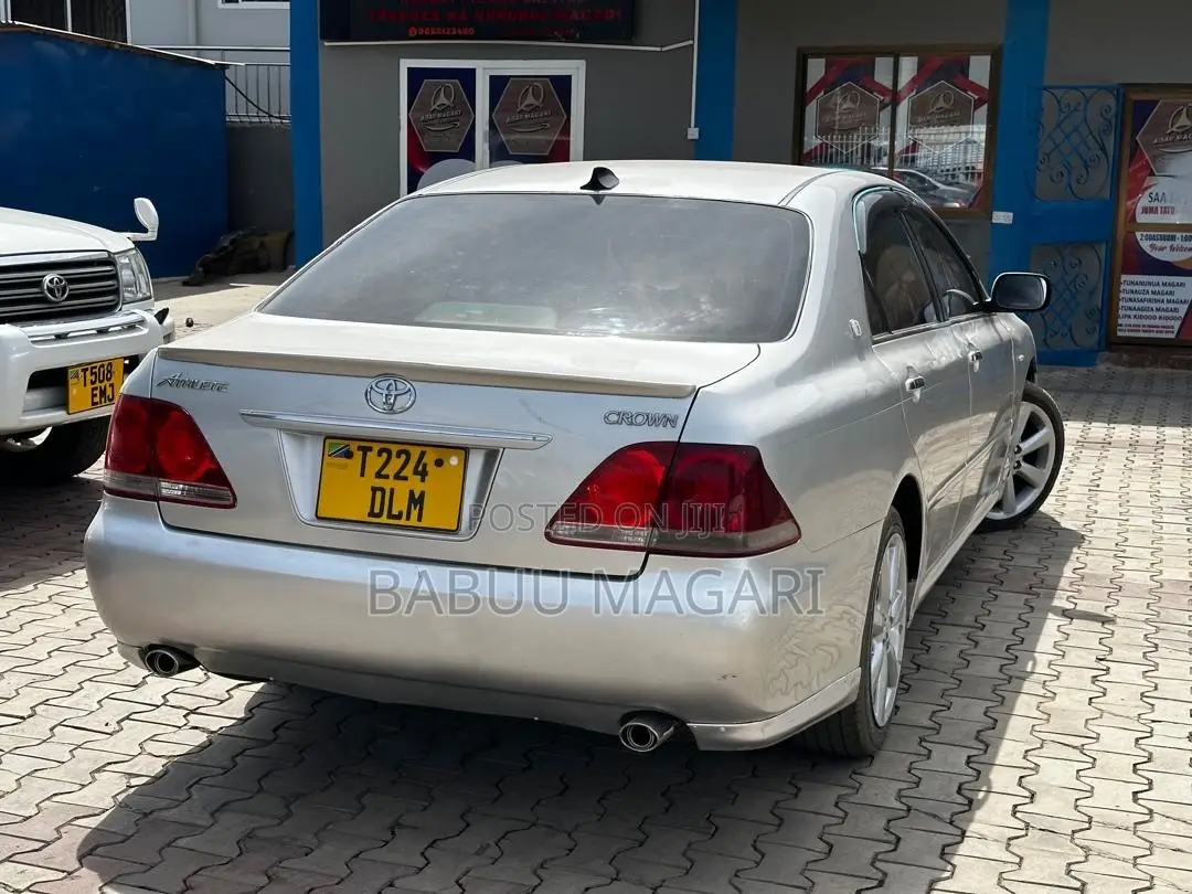 Toyota Crown 2007 Silver