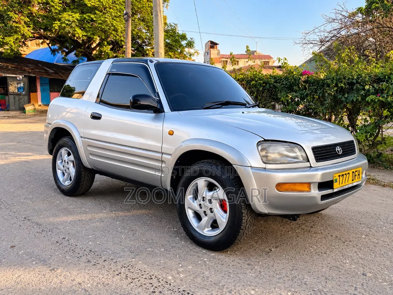 Toyota RAV4 Automatic 2000 Silver