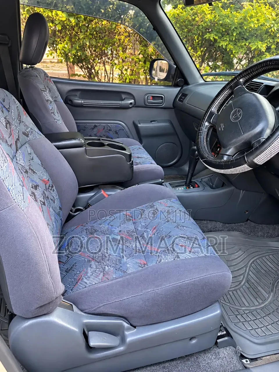 Toyota RAV4 Automatic 2000 Silver