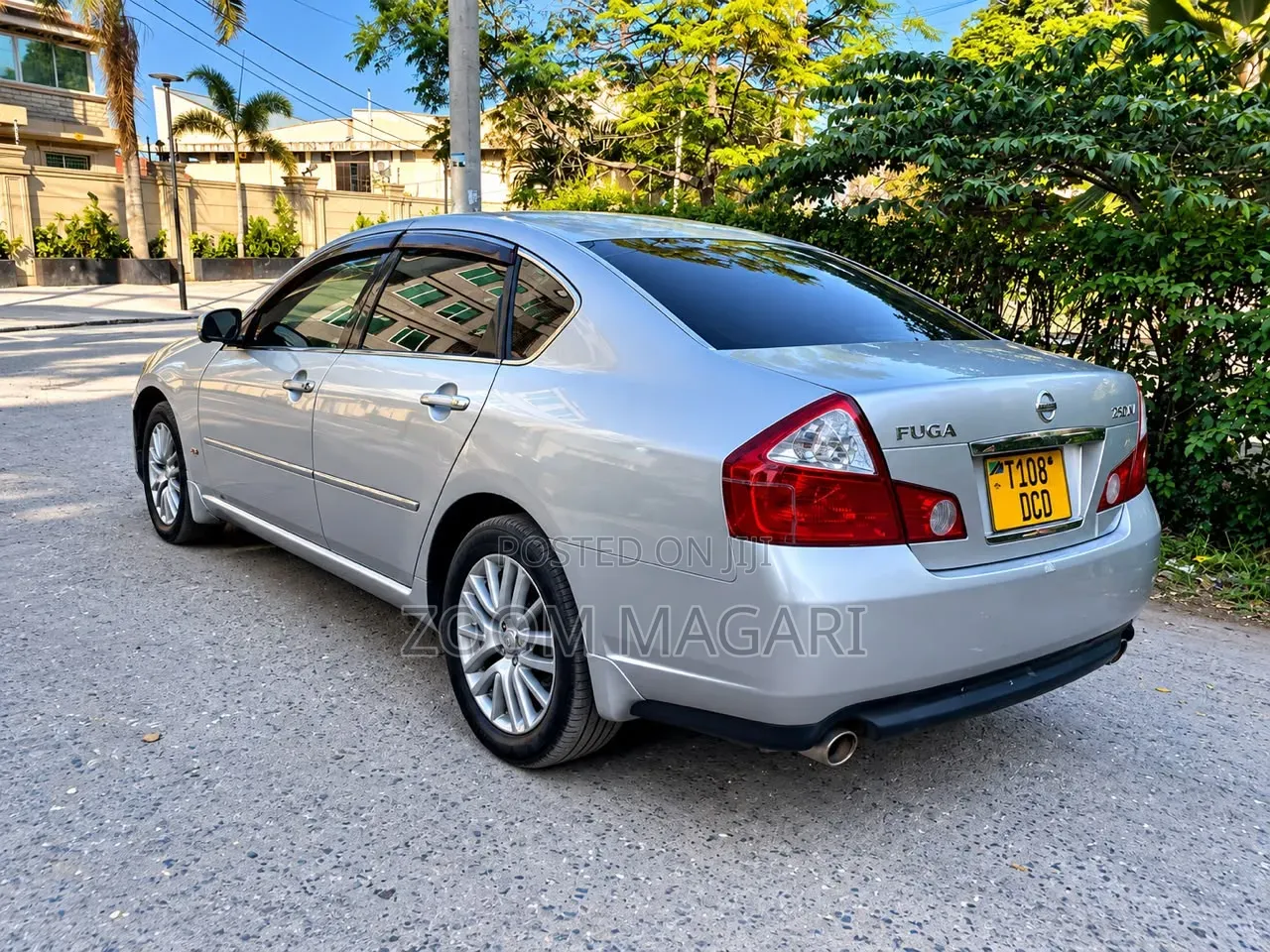 Nissan Fuga 2005 Silver