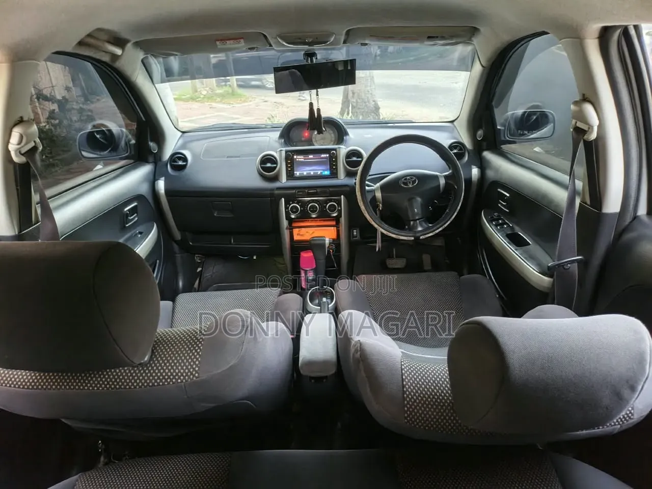 Toyota IST 2003 Silver