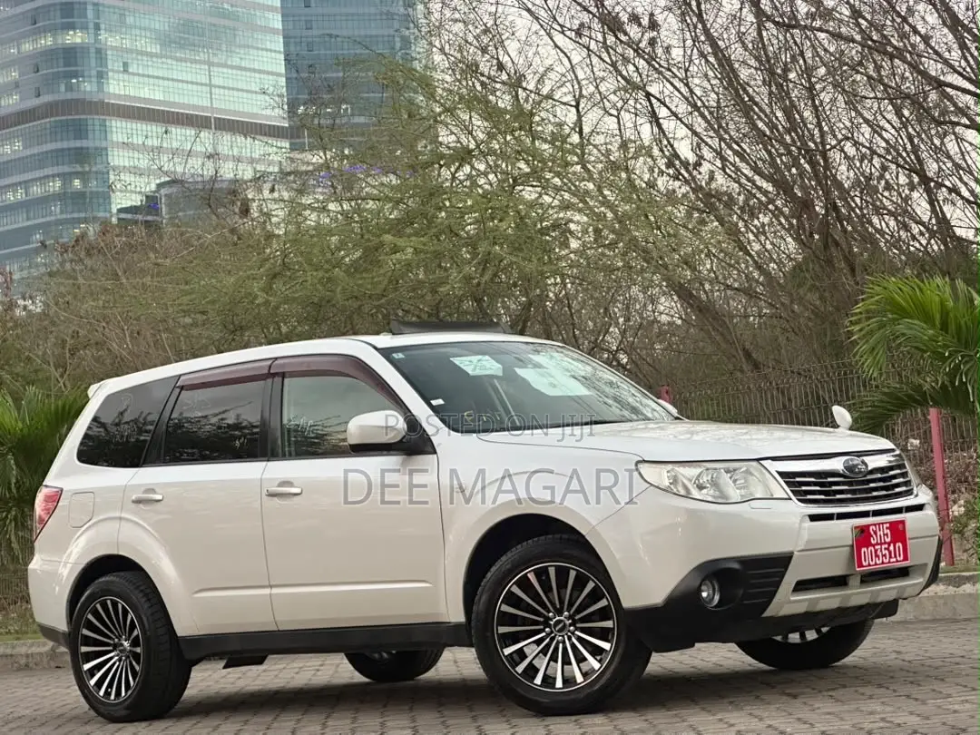 Subaru Forester 2009 White