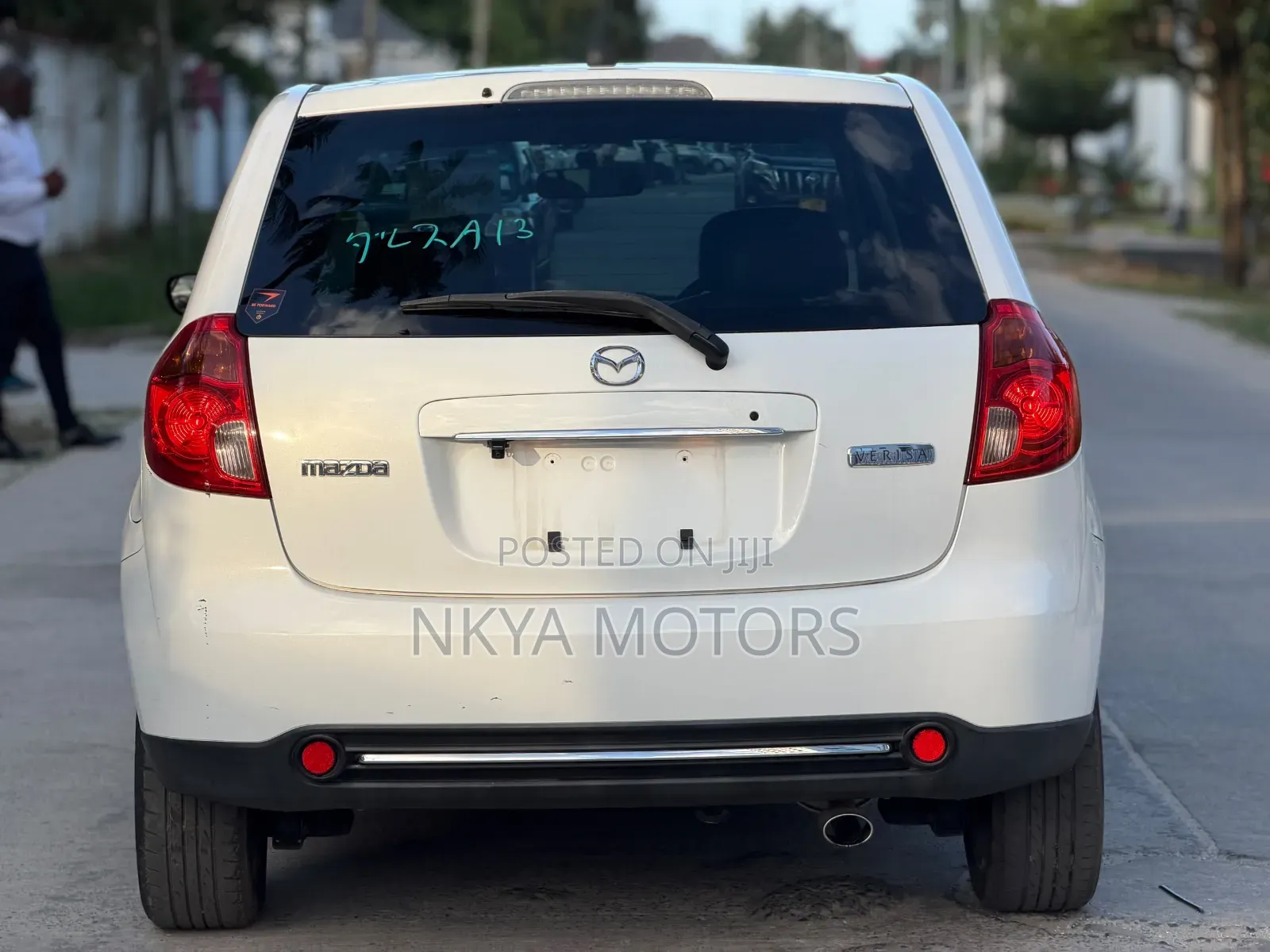 Mazda Verisa 2008 White
