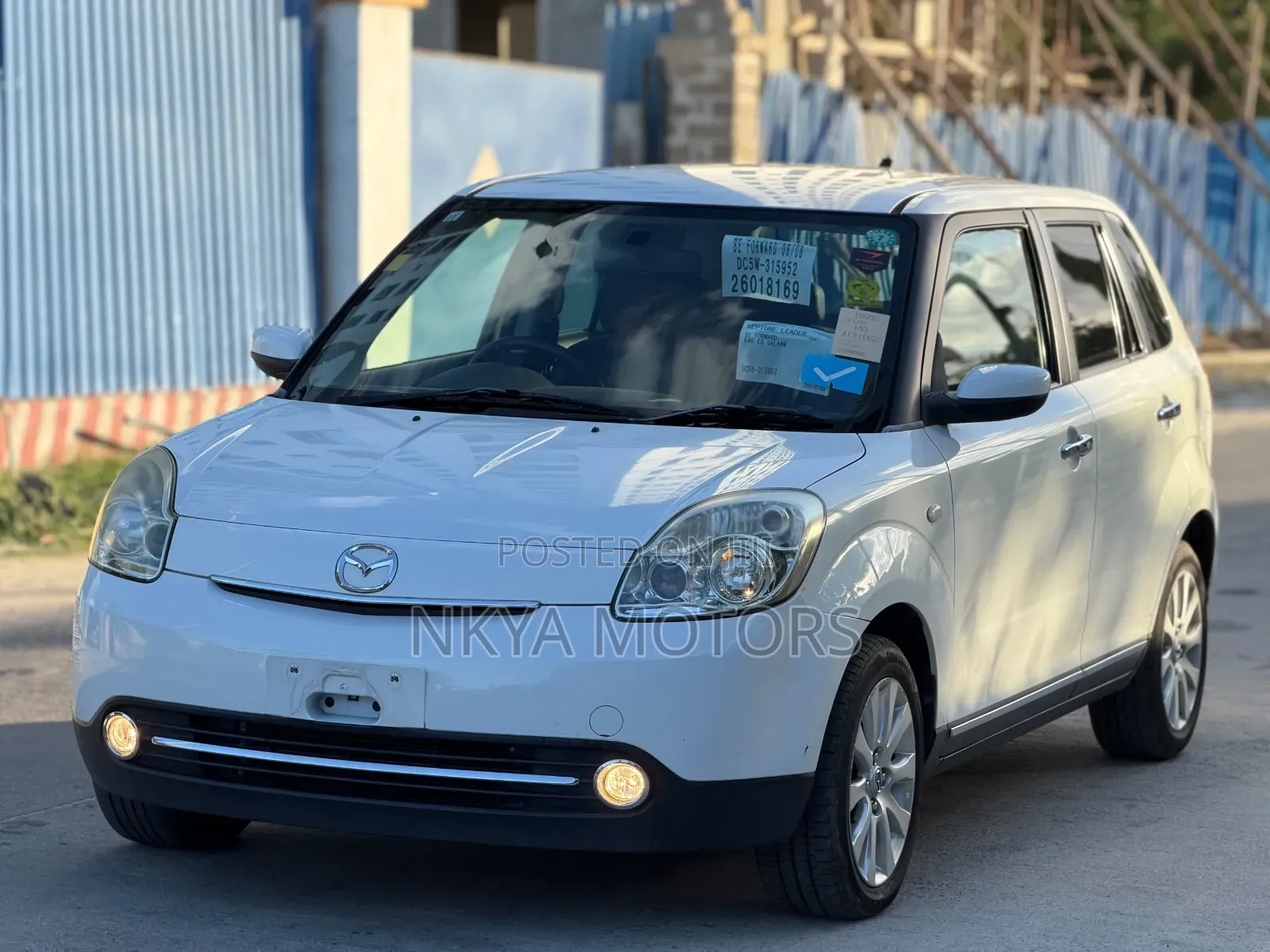 Mazda Verisa 2008 White