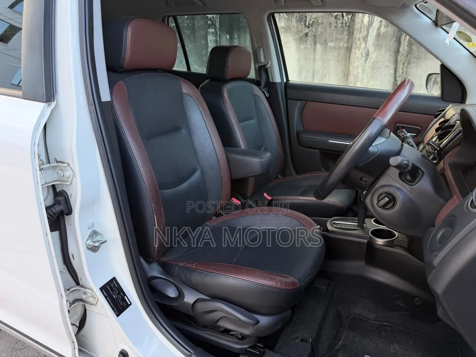 Mazda Verisa 2008 White