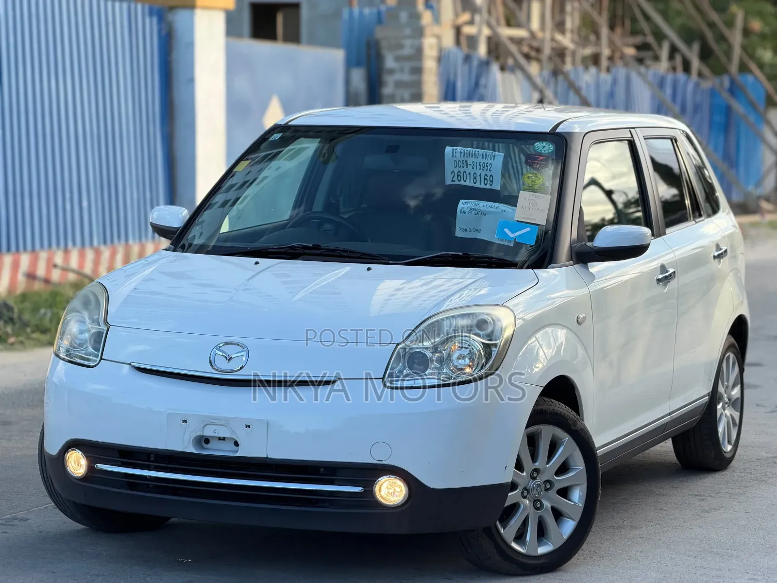 Mazda Verisa 2008 White