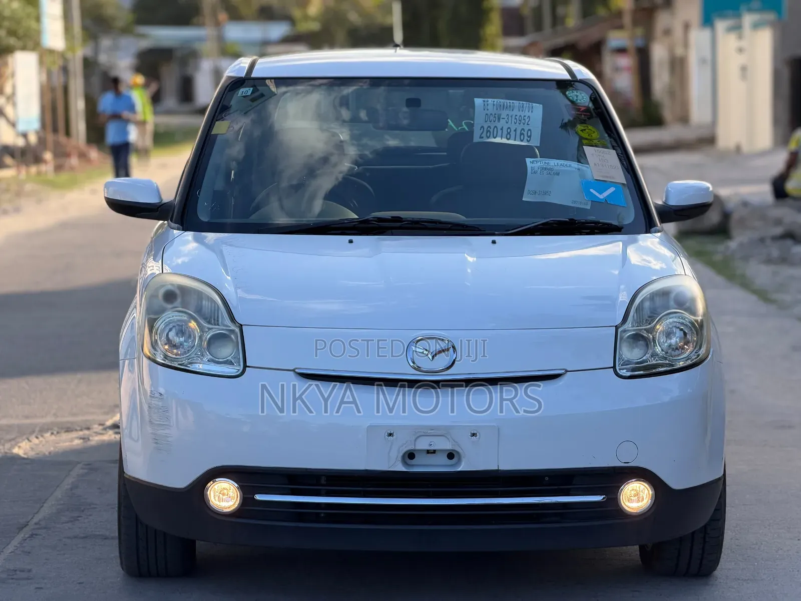 Mazda Verisa 2008 White