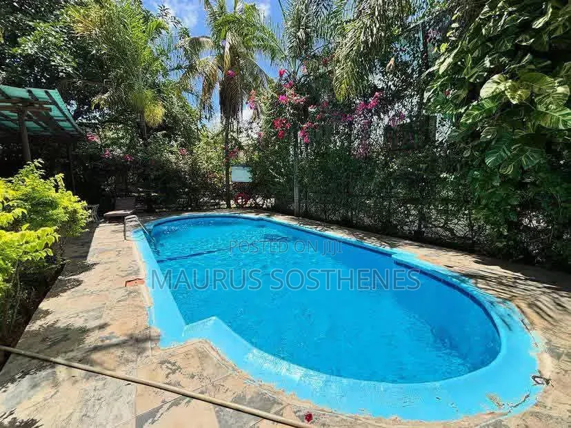 4bdrm Villa in Oyster Bay for rent