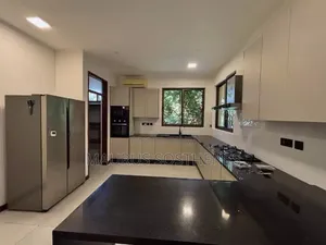 4bdrm Villa in Oyster Bay for rent