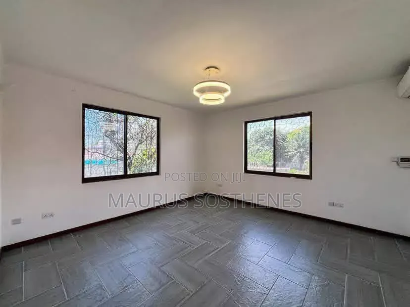 4bdrm Villa in Oyster Bay for rent