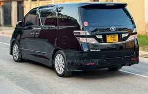 Toyota Vellfire 2010 Black