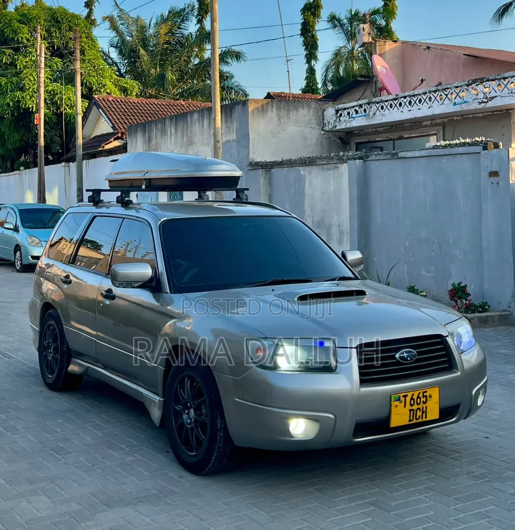 Subaru Forester 2001 Gray