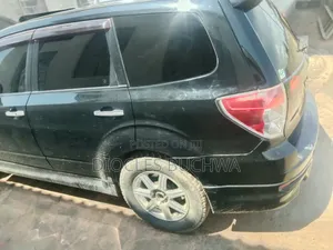 Subaru Forester 2010 Black