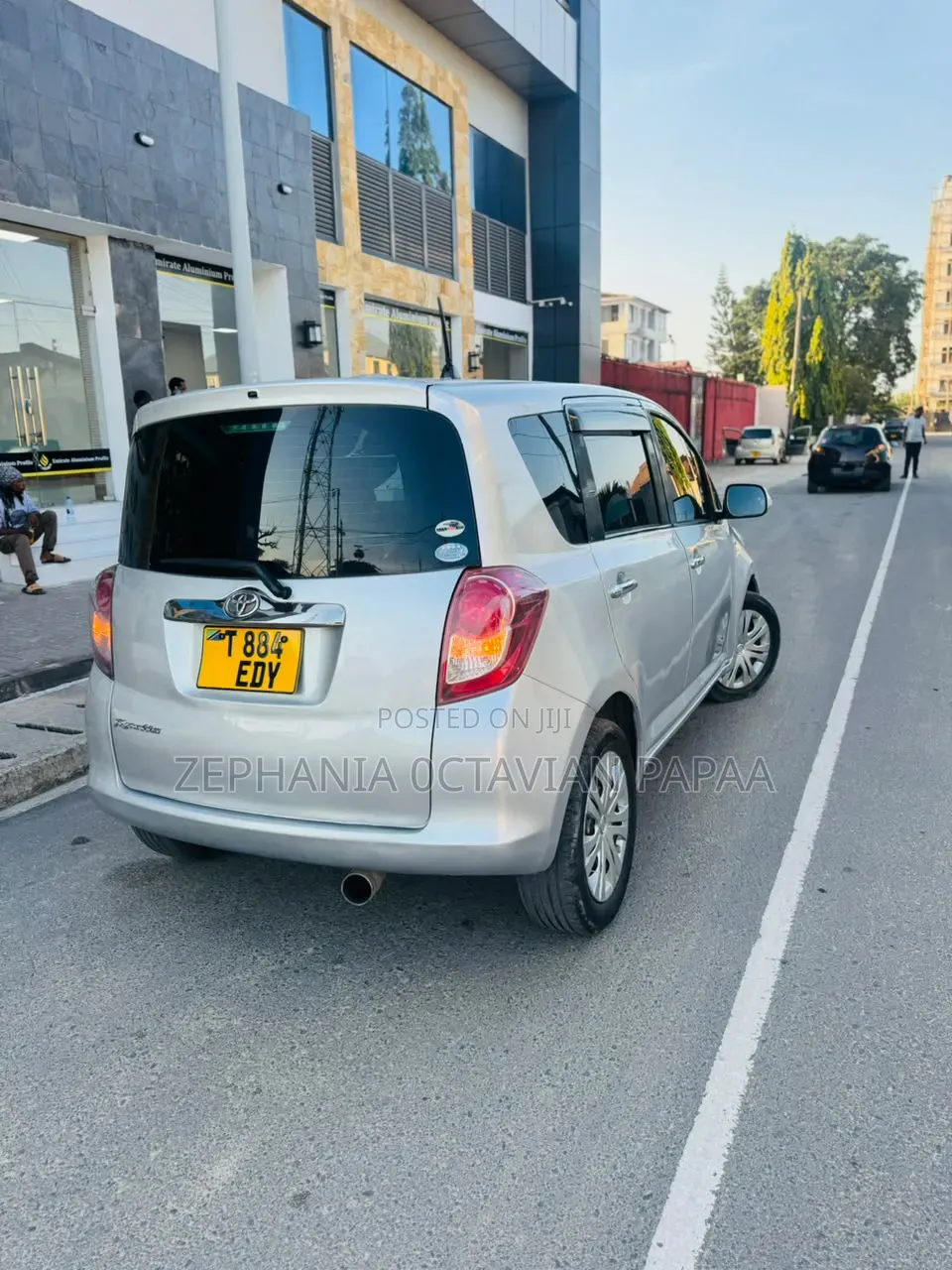 Toyota Ractis 2007 Silver