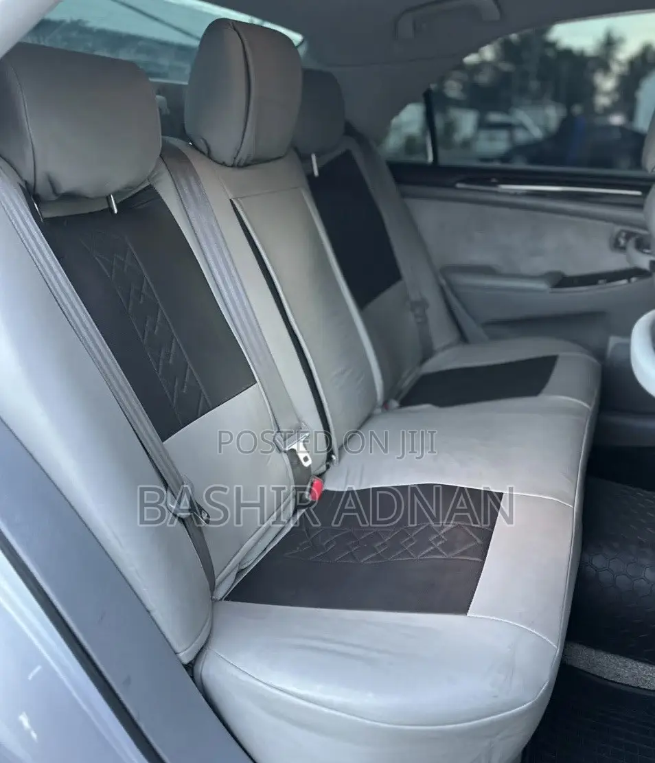 Toyota Crown 2006 Gray