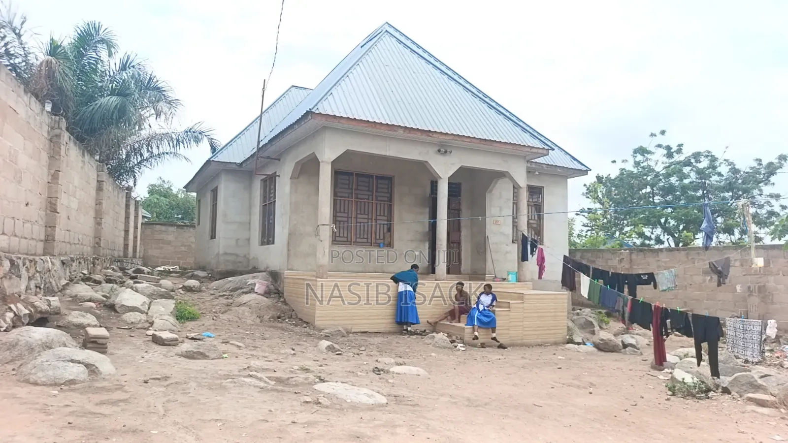 3bdrm House in Mkolani for sale