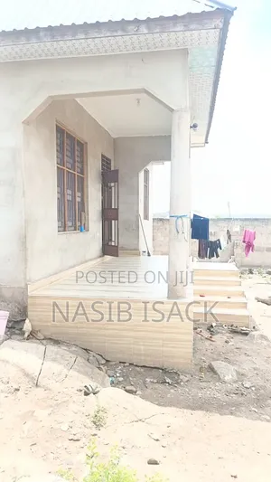 3bdrm House in Mkolani for sale