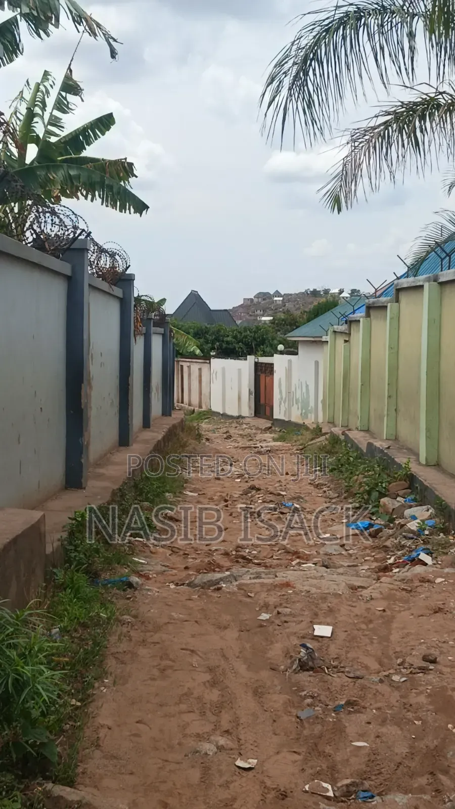 3bdrm House in Mkolani for sale