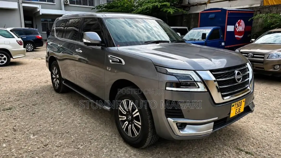 Nissan Patrol 2023 Gray