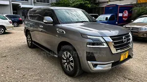 Nissan Patrol 2023 Gray