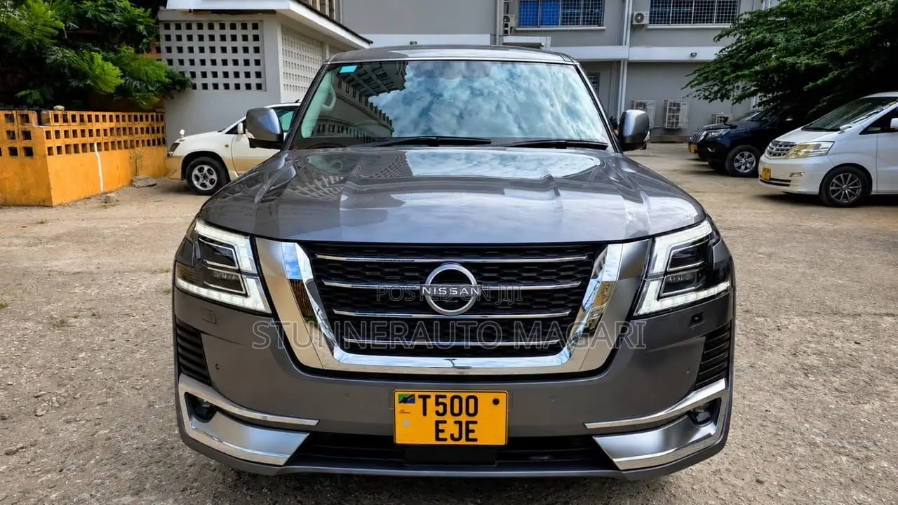 Nissan Patrol 2023 Gray
