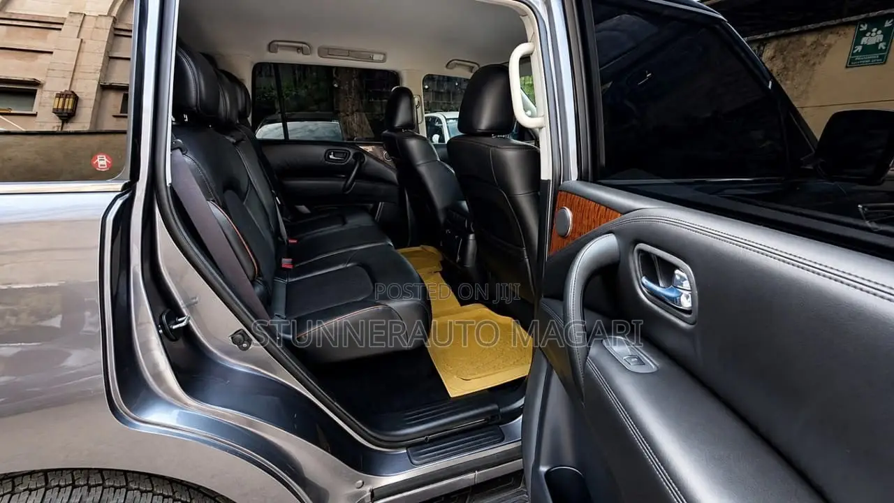 Nissan Patrol 2023 Gray