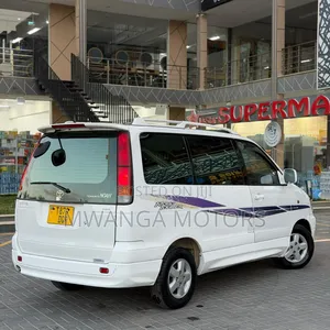 Toyota TownAce Noah 2001 White