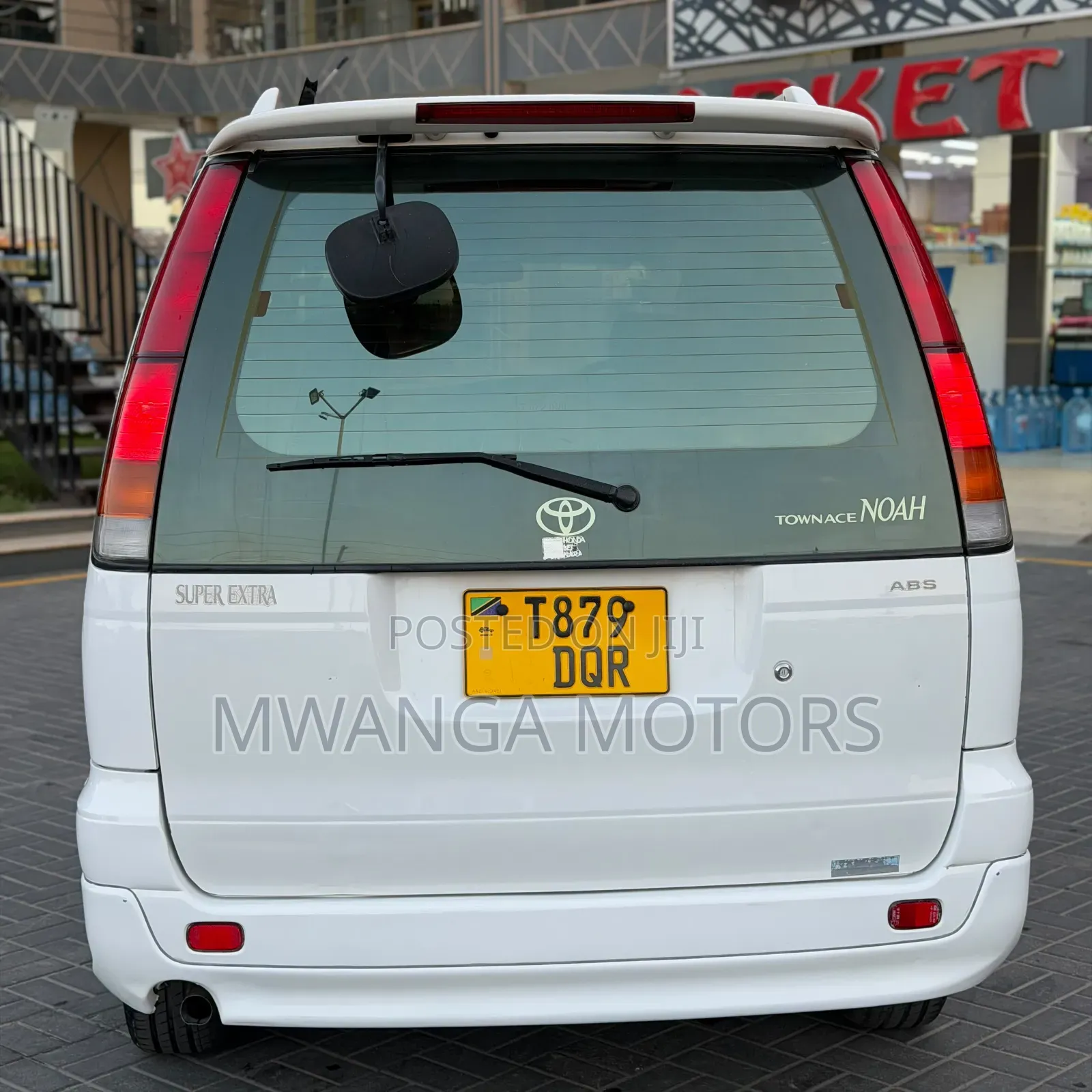 Toyota TownAce Noah 2001 White