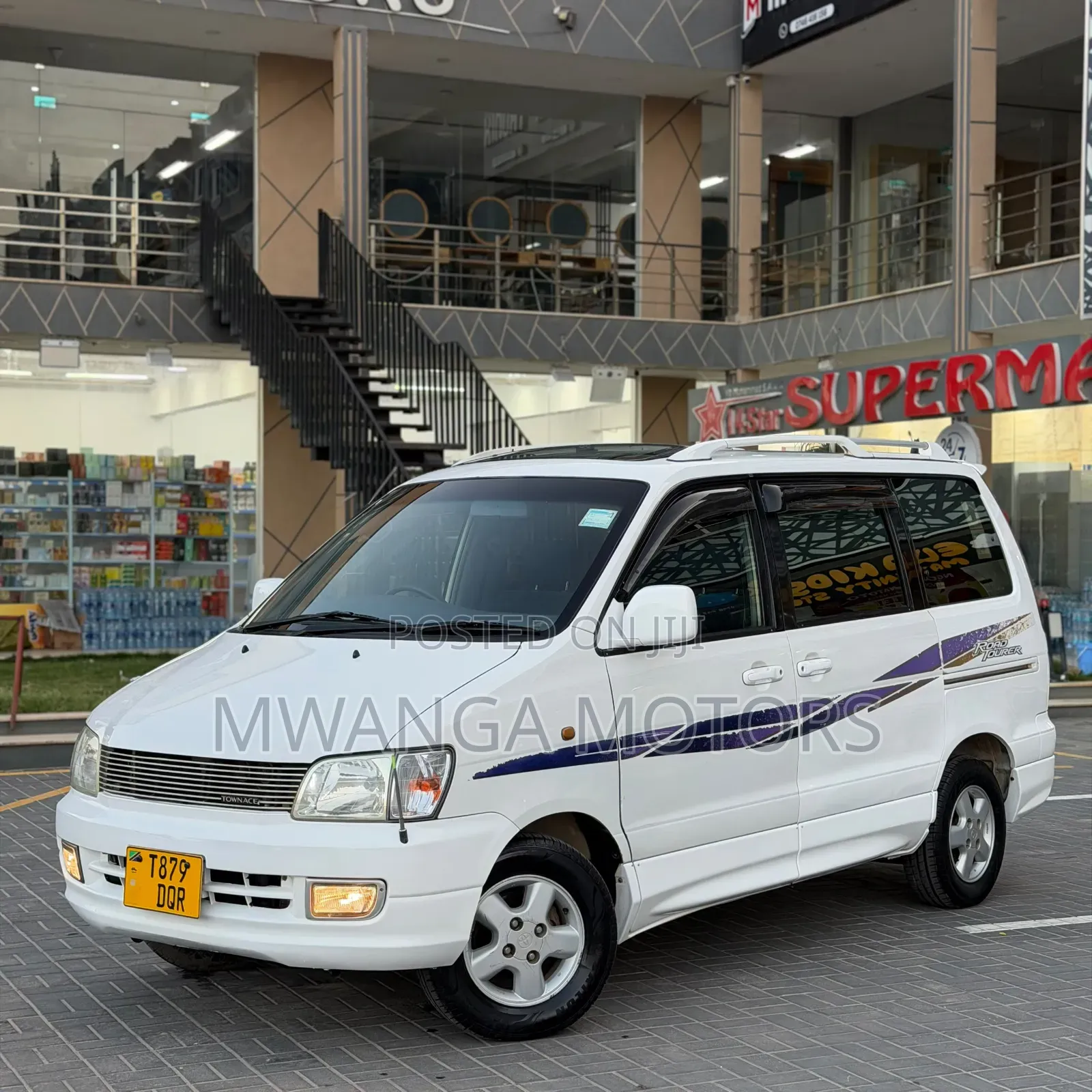 Toyota TownAce Noah 2001 White
