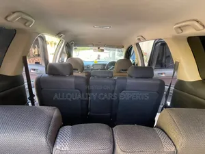 Toyota Wish 2004