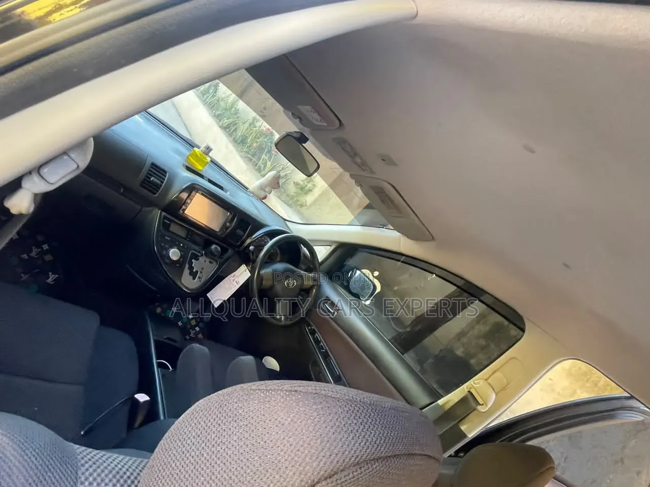 Toyota Wish 2004