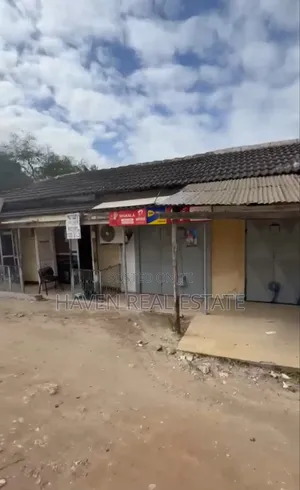 Kiwanja Cha Biashara Kinauzwa Magomeni