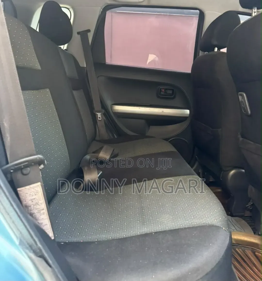 Toyota IST 2006 Blue