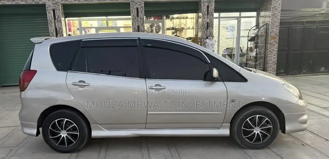 Toyota Corolla Spacio 2002 Beige