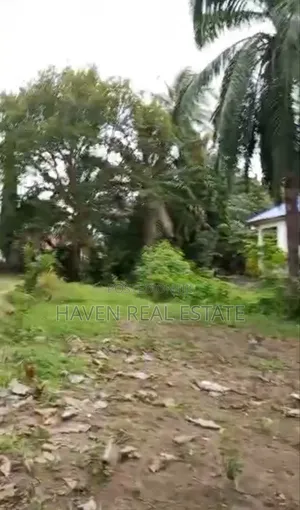 Kiwanja Kinauzwa Mbezi