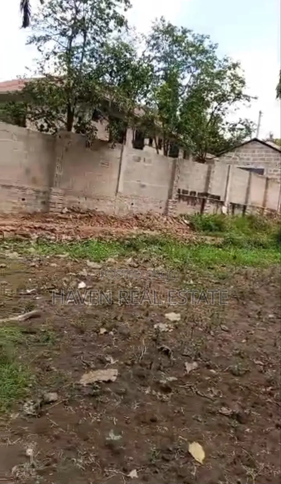 Kiwanja Kinauzwa Mbezi