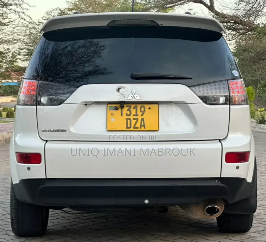 Mitsubishi Outlander 2008 White