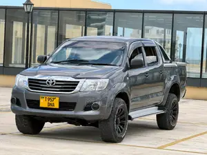 Toyota Hilux 2003 Gray