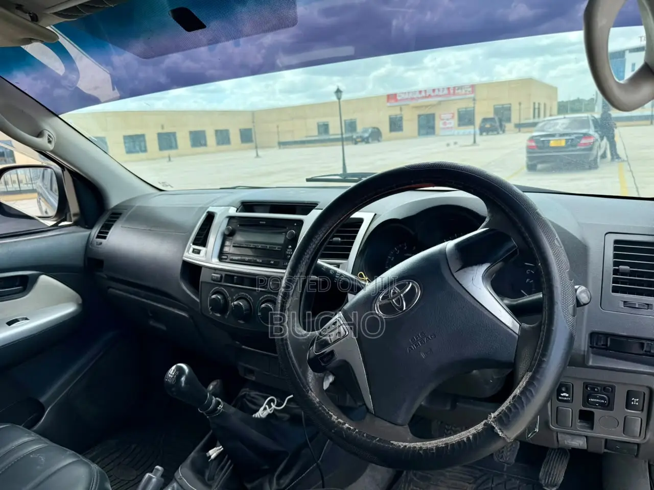 Toyota Hilux 2003 Gray